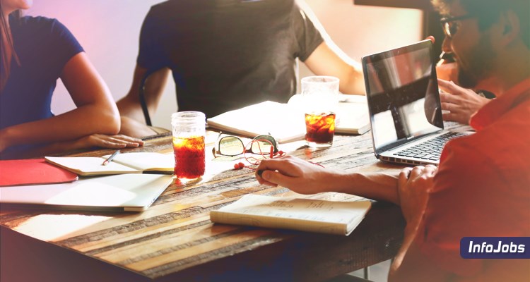 Por que não sou chamado para entrevistas de emprego? Por que não sou chamado para entrevistas de emprego?